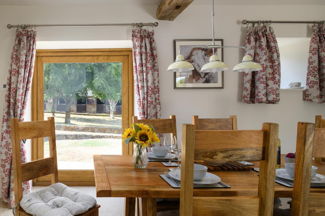 Villa The Barn @ Laurel Farm Shotteswell Exterior foto